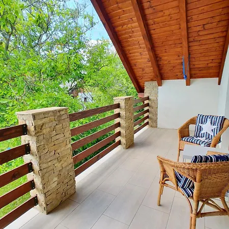 Balaton Breeze - Biro Tours 45 *