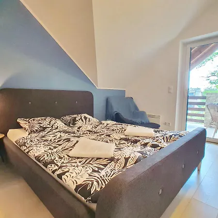Balaton Breeze - Biro Tours 45 Apartment Vonyarcvashegy