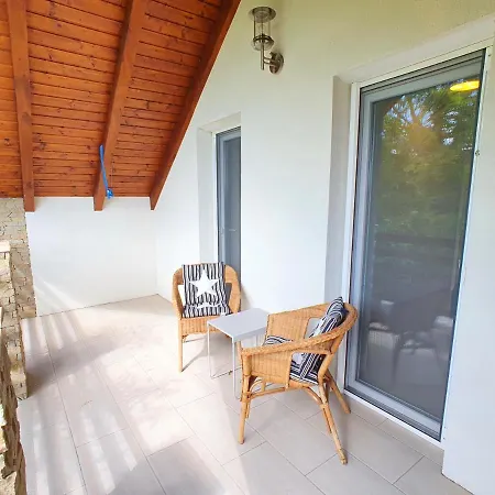 Balaton Breeze - Biró Tours 45 Appartement Vonyarcvashegy