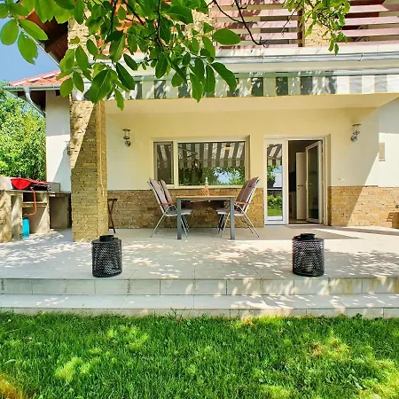 Balaton Breeze - Biro Tours 45 Apartment Vonyarcvashegy