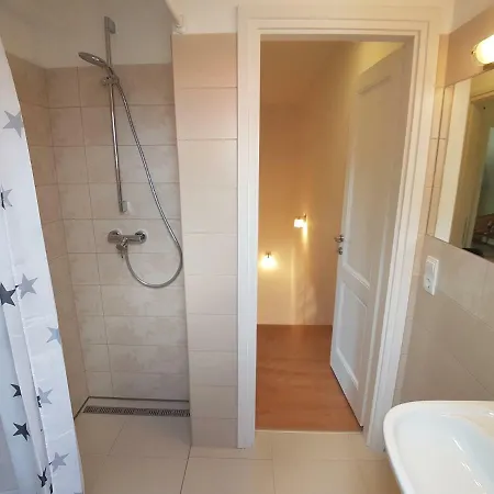 Balaton Breeze - Biro Tours 45 Apartment