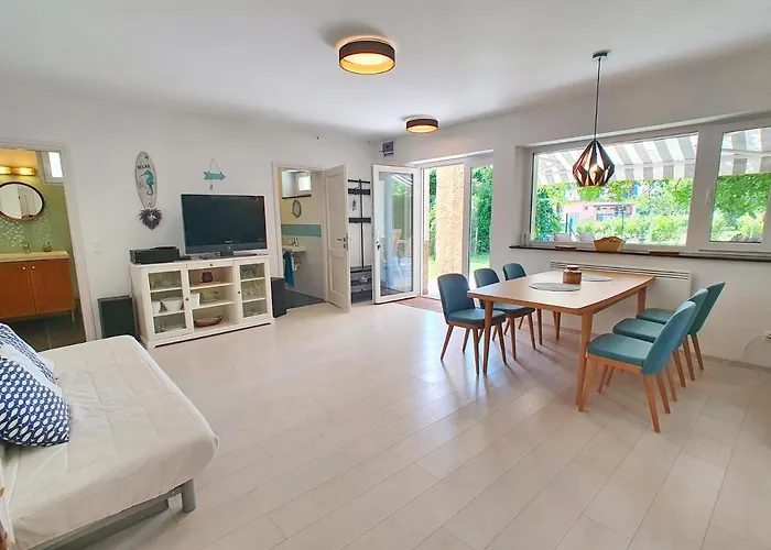 Balaton Breeze - Biro Tours 45 * פוניארצוושהג'