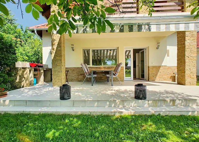 Balaton Breeze - Biro Tours 45 דירה פוניארצוושהג'