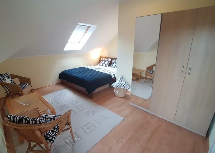 Balaton Breeze - Biro Tours 45 Apartment *